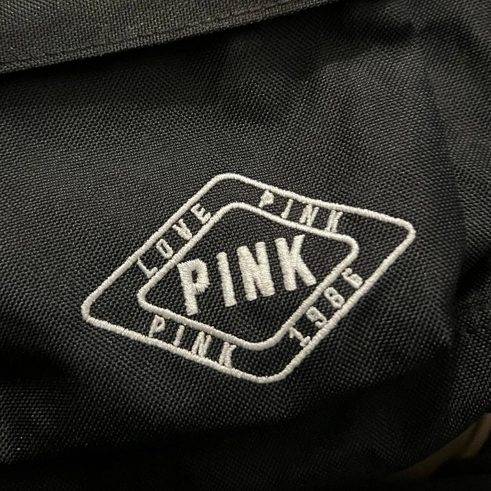 PINK 💕Victoria's Secret Black 🖤Small Backpack w/Logo & Exclusive Pins Details - Picture 11 of 16